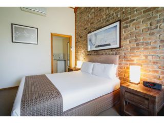 The Lodge by Haus Hotel, Hahndorf - 1