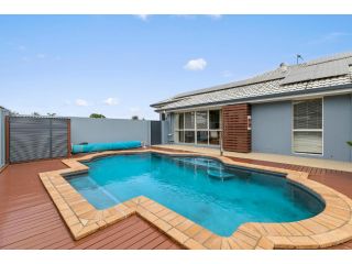 HALYCON HOUSE Guest house, Banksia Beach - 3