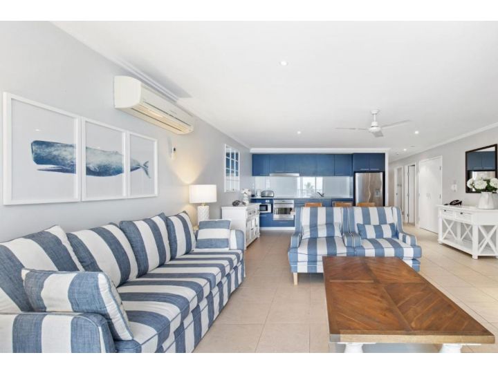 Hamptons Meets Hervey Bay In Upmarket Resort - Ocean Views Apartment, Hervey Bay - imaginea 7