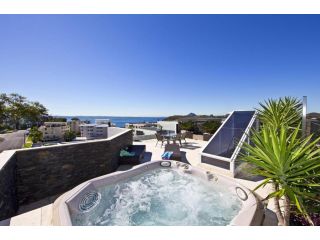 Harbour View Penthouse - The Perfect Location Guest house, Nelson Bay - 2