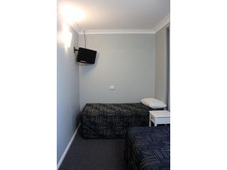 Harden Country Motel Hotel, New South Wales - 4