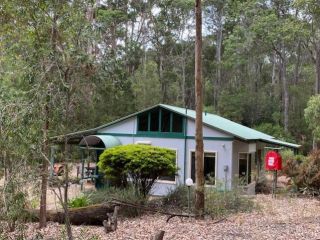 Harmony Forest Cottages & Lake side Lodge Hotel, Margaret River Town - 2