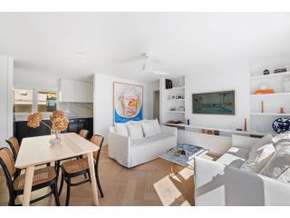 HAST145 - North Bondi Immaculate Designer Apartment with Views Apartment, Sydney - 2