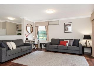 Hay St â€“ Subi Apartment, Perth - 1