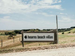 HEARN'S BEACHSIDE VILLA 7 Guest house, Port Fairy - 5