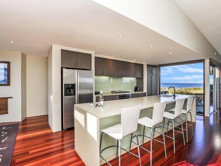 HEARN'S BEACHSIDE VILLA 9 Villa, Port Fairy - imaginea 11