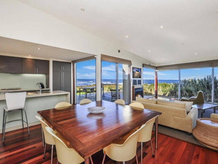 HEARN'S BEACHSIDE VILLA 9 Villa, Port Fairy - imaginea 5