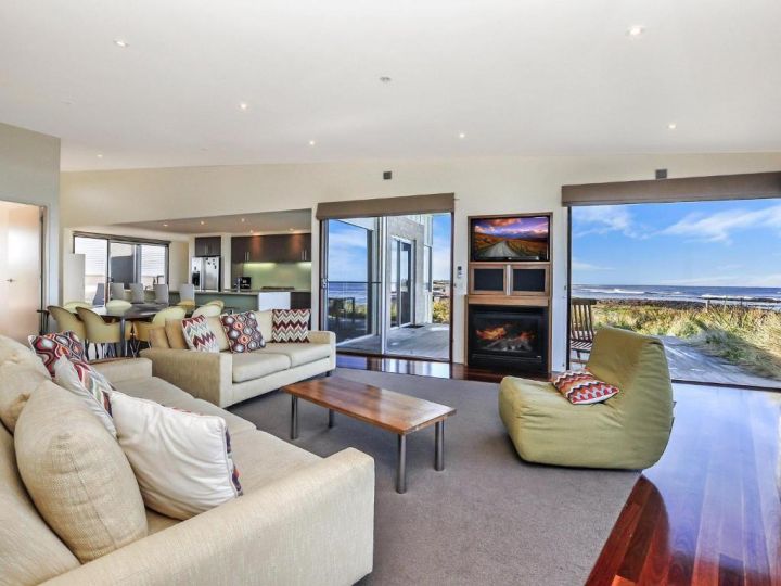 HEARN'S BEACHSIDE VILLA 9 Villa, Port Fairy - imaginea 4