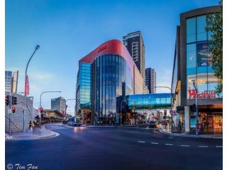 HELE22S - Westmead Convenience 2 Bedroom with Parking Apartment, Sydney - 3