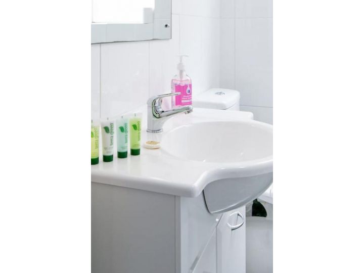 HEN001 Coastal Beach Retreat Cosy 2BR Apartment Apartment, Henley Beach South - imaginea 11