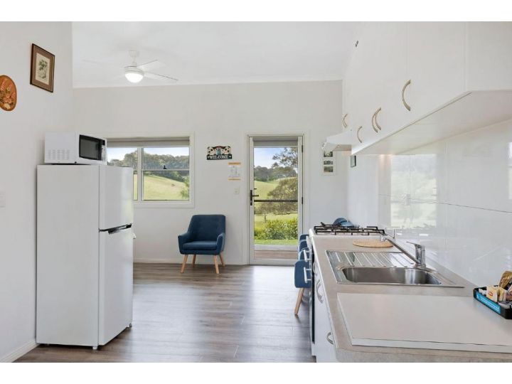 Henkley Cottage 1 - Isaiah Guest house, Central Tilba - imaginea 10