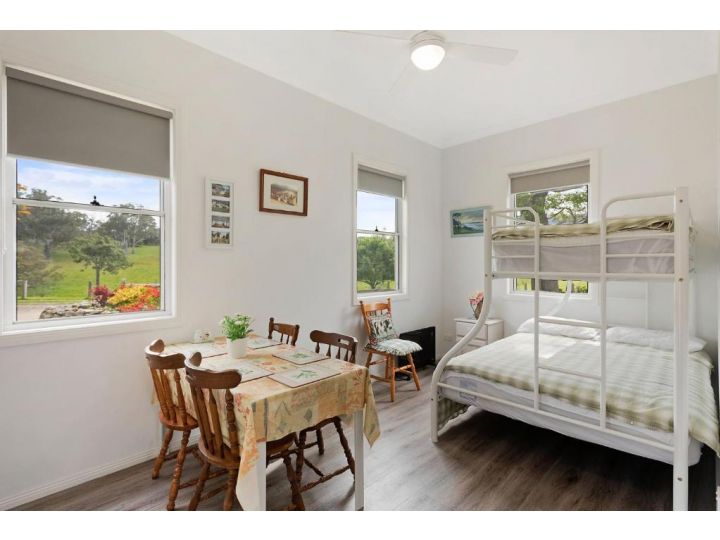 Henkley Cottage 1 - Isaiah Guest house, Central Tilba - imaginea 9