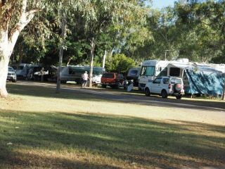 Heritage Caravan Park Campsite, Alice Springs - 5