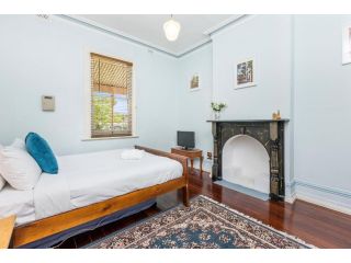 Heritage Character and Charm Huge Family Bayswater Home Guest house, Perth - 1