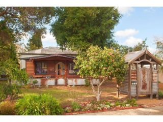 Heritage Cottage Margaret River Guest house, Margaret River Town - 1