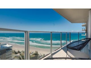 Hi Surf Beachfront Resort Apartments Aparthotel, Gold Coast - 2