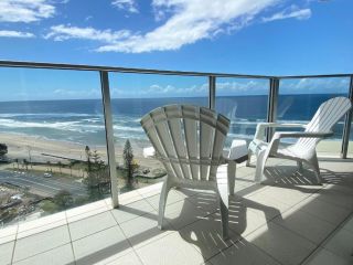 Hi Surf Beachfront Resort Apartments Aparthotel, Gold Coast - 3