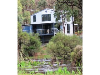 Hidden Grove Retreat Chalet, Western Australia - 2