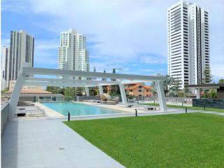 High-End stylish Apartment by Serain Residences Apartment, Gold Coast - 3