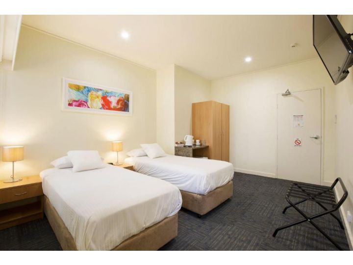 Nightcap at High Flyer Hotel Hotel, Bankstown - imaginea 12
