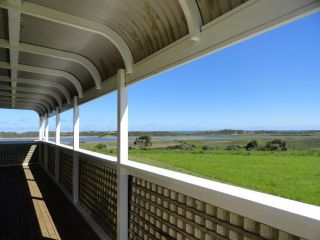 High View Family Cottages Farm stay, Warrnambool - 2