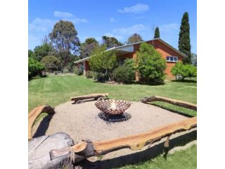Highton Holiday Home - Mansfield Guest house, Mansfield - 2