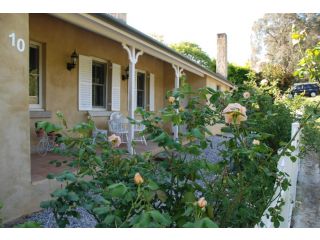 Hillside Cottage Berrima Guest house, Berrima - 1