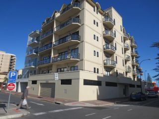 Holdfast Shores Apartments Apartment, Adelaide - 2