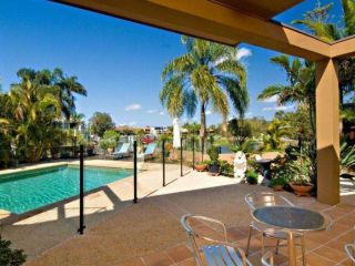 Tarcoola 41 - Five Bedroom Canal Home with Pool Guest house, Mooloolaba - 1