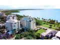 Holiday Inn Cairns Harbourside, an IHG Hotel Hotel, Cairns - thumb 11
