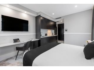 Holiday Inn & Suites - Parramatta Marsden Street, an IHG Hotel Hotel, Sydney - 1