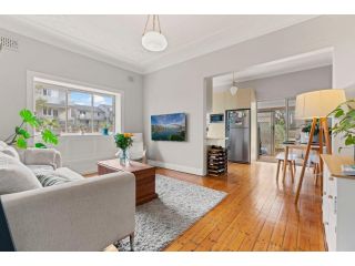 Home in Bondi Beach Apartment, Sydney - 2