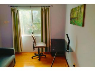 Homely 2 Bedroom Apartment in Maylands Apartment, Perth - 5
