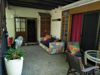 Homestay at Julie's Guest house, Cairns - 5