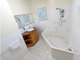 Homestead Motor Inn & Apartments Hotel, Bendigo - 4