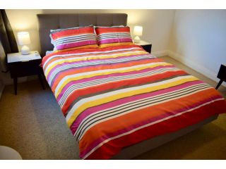 Cosy 3 Bedroom Apartment In Trendy Haberfield Apartment, Sydney - 1
