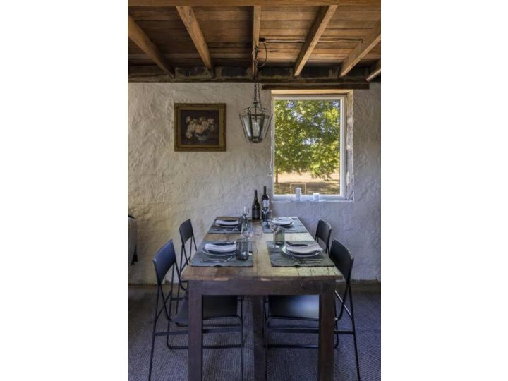 Honeysuckle Barn - Luxe barn in Private Garden Guest house, Kyneton - imaginea 14