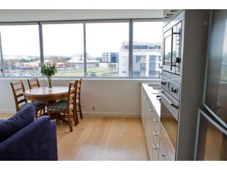 Honeysuckle Executive Suites Apartment, Newcastle - 5