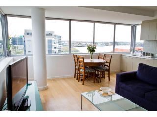 Honeysuckle Executive Suites Apartment, Newcastle - 2