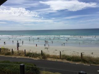 Horizons Beachfront Apartment Apartment, Port Fairy - 3