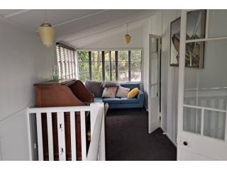 House large 2 bedroom off Gallery Walk. MtTambo Guest house, Eagle Heights - 5