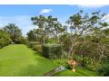 GYMEA House on the Hill - STYLE, SPACE AND SENSATIONAL WATER VIEWS Guest house, Nelson Bay - thumb 10
