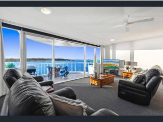 HOWARD ST Panoramic River and Ocean Views - Penthouse -Rooftop Apartment, Noosaville - 1