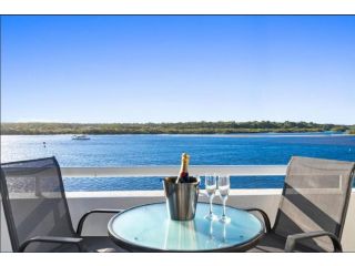 HOWARD ST Panoramic River and Ocean Views - Penthouse -Rooftop Apartment, Noosaville - 2