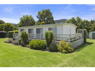 Huggins Guest house, Apollo Bay - 1