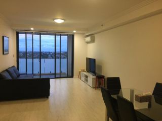 Hurstville New apartment with city view Apartment, Sydney - 5
