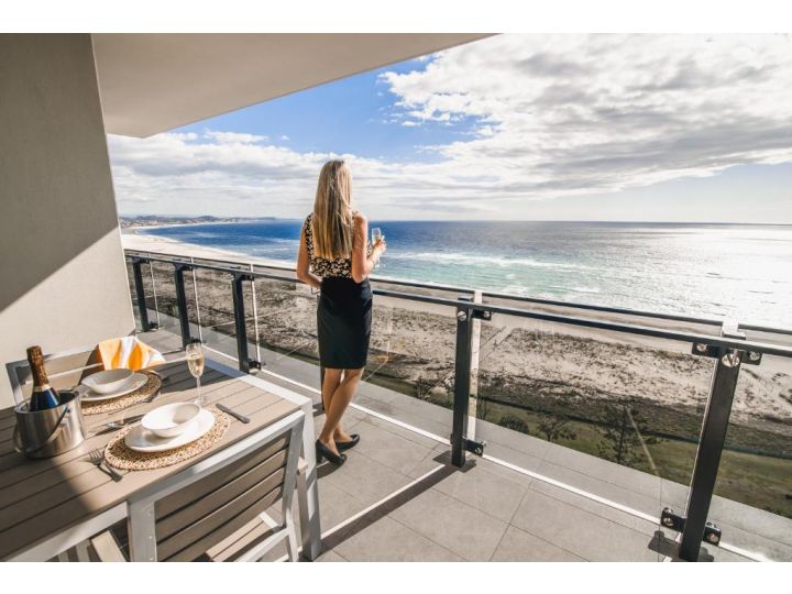 Iconic Kirra Beach Resort Hotel, Gold Coast - imaginea 2