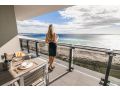 Iconic Kirra Beach Resort Hotel, Gold Coast - thumb 2