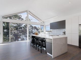 Iluka, 46 Soldiers Point Rd - Stunning Air Conditioned house with WIFI & Water Views Guest house, Soldiers Point - 1