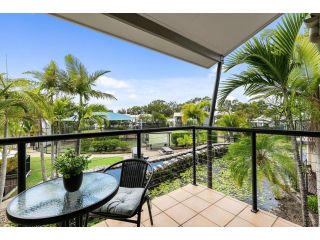Immaculate 1 bedroom resort holiday unit near Noosa River Guest house, Noosaville - 1